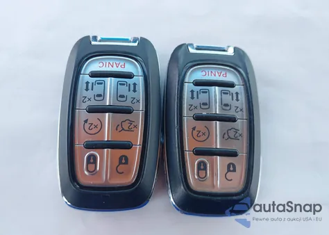 2017 Chrysler Pacifica Touring-L Plus из США, поврежденный, VIN 2C4RC1EG7HR603653